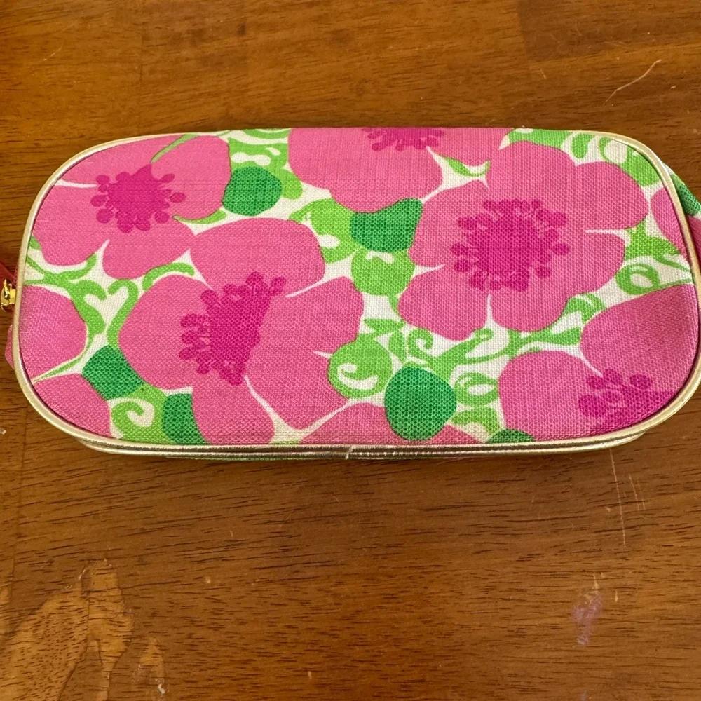 Lilly Pulitzer Estee Lauder Pink Green Floral Pouch cosmetics bag top zip 8x5x2